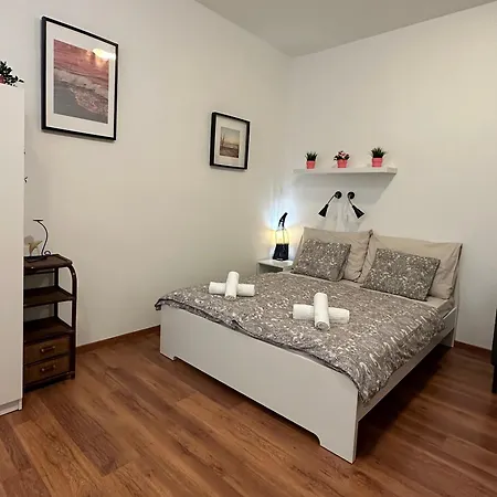 Juan * Будапешт